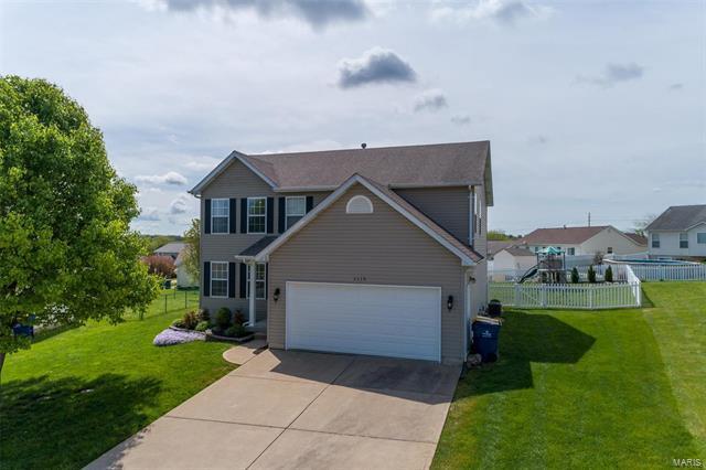 Property Photo: 2310 West Ridge Drive 63028
