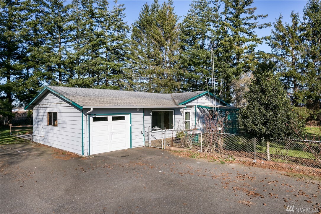 Property Photo:  744 W Axton Rd  WA 98226 