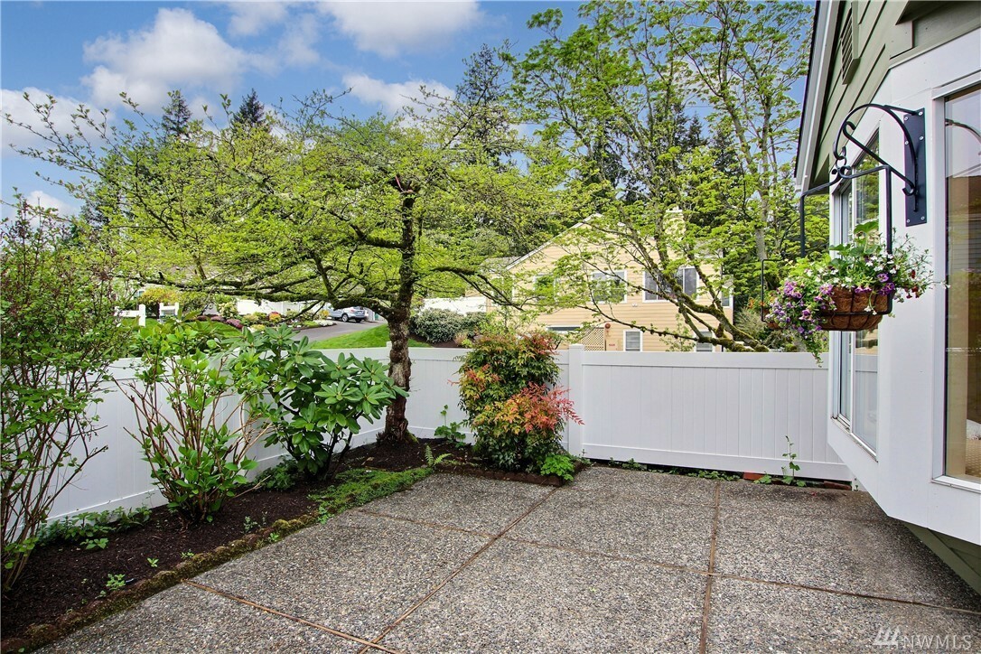 Property Photo:  3642 224th Place SE 2310  WA 98029 