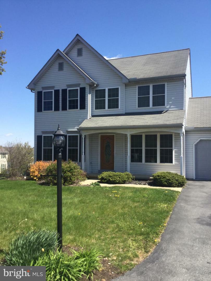 Property Photo:  250 Wimbleton Way  PA 17356 