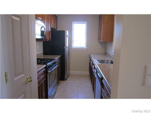 Property Photo: 403 Tondo Circle NY 10926