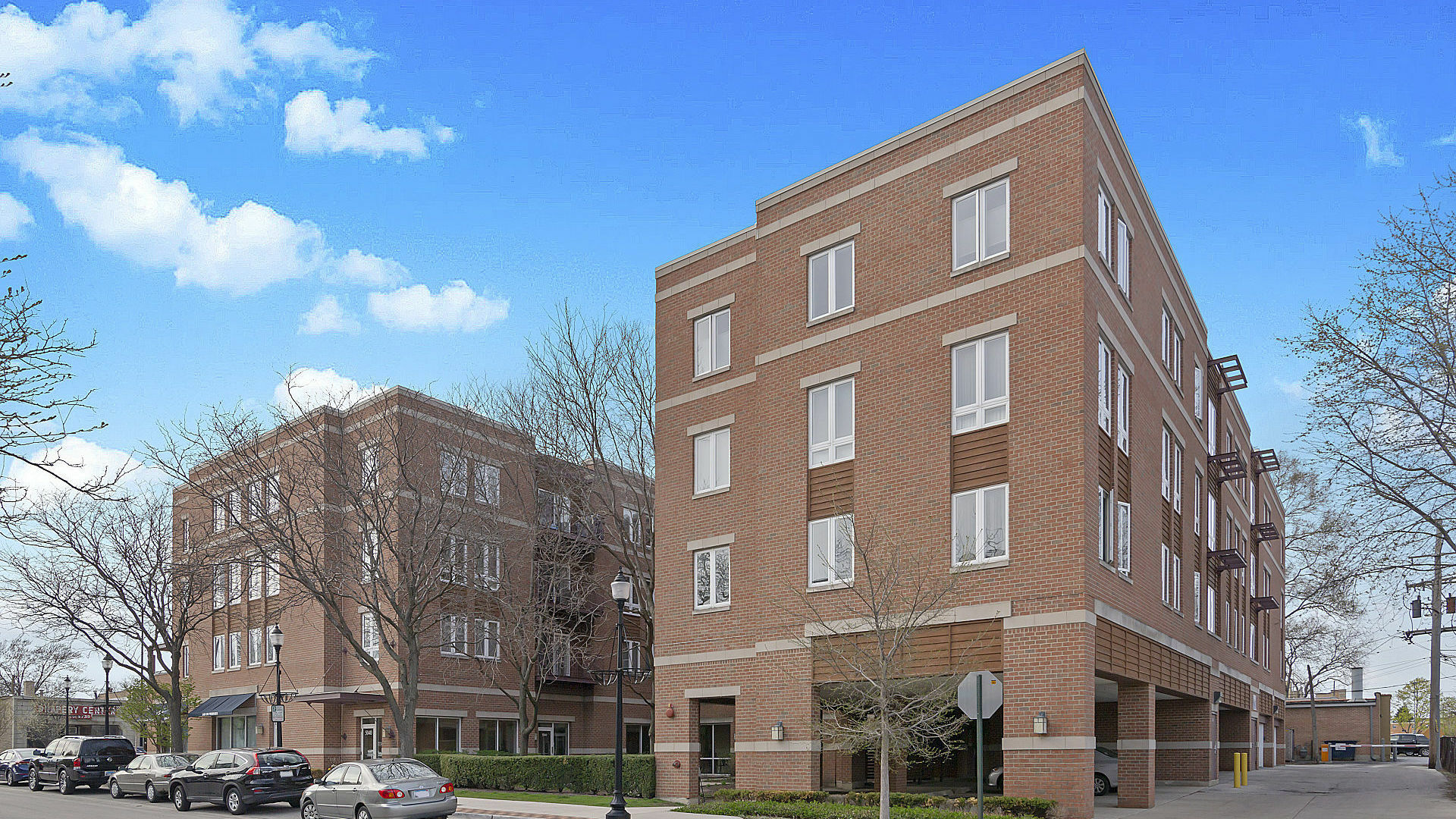 Property Photo: 5040 Warren Street 210 IL 60077