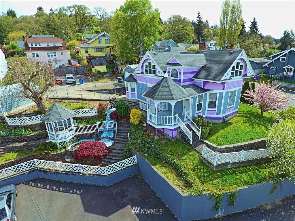 Property Photo: 262 Market WA 98532