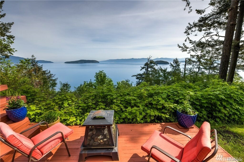 Property Photo: 4717 Guemes Island Rd WA 98221