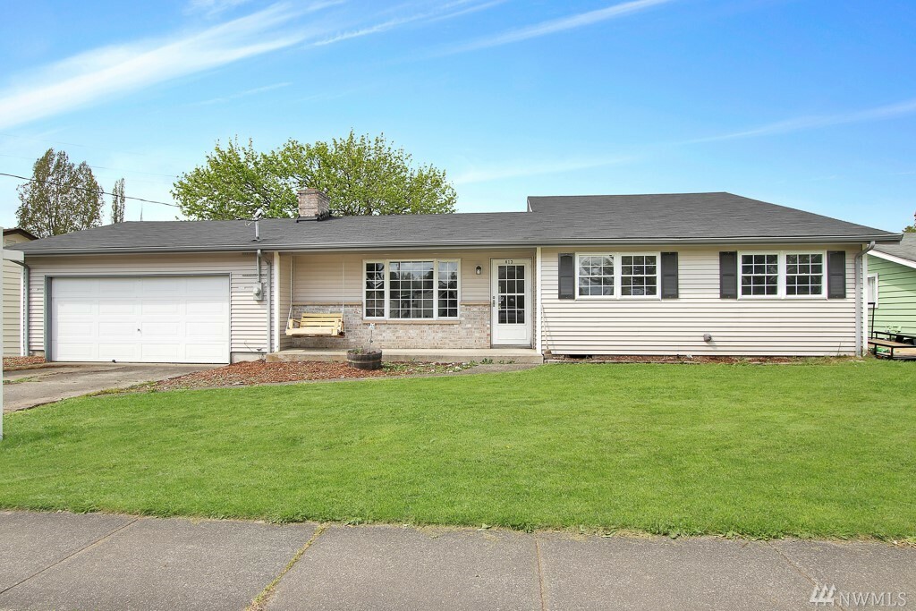 Property Photo: 613 Kansas Street SW WA 98360