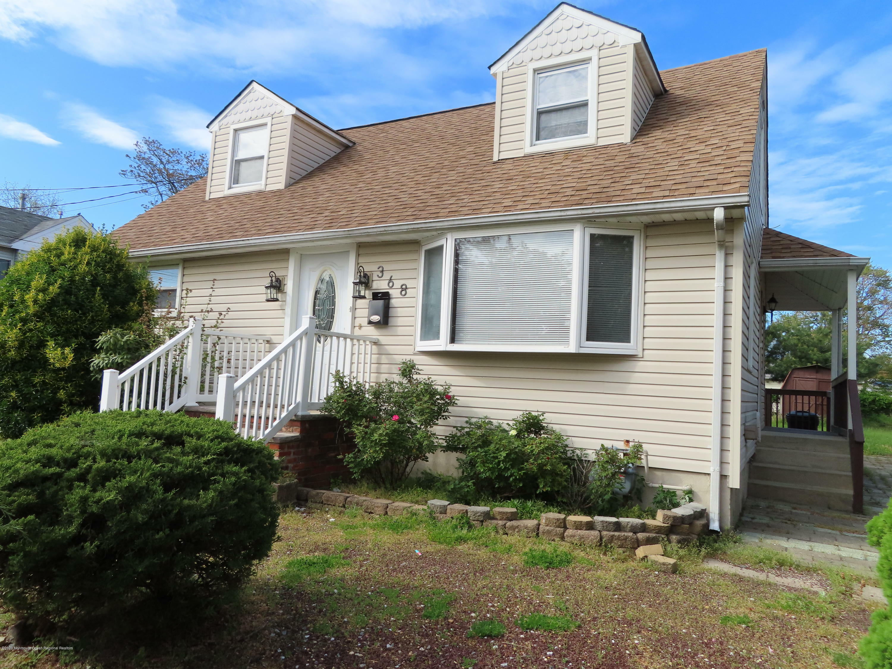 Property Photo:  368 Sweetbriar Street  NJ 07735 