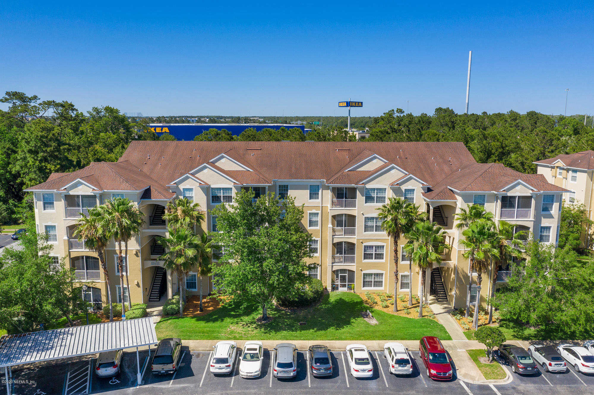Property Photo: 7801 Point Meadows Drive 5306 FL 32256