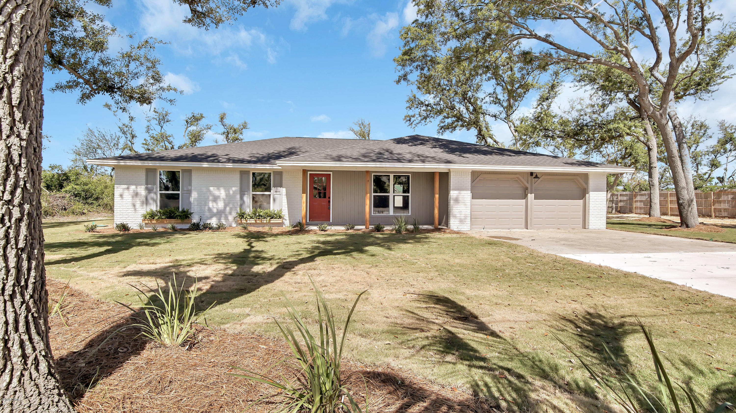Property Photo: 8101 Gilchrist Avenue FL 32404