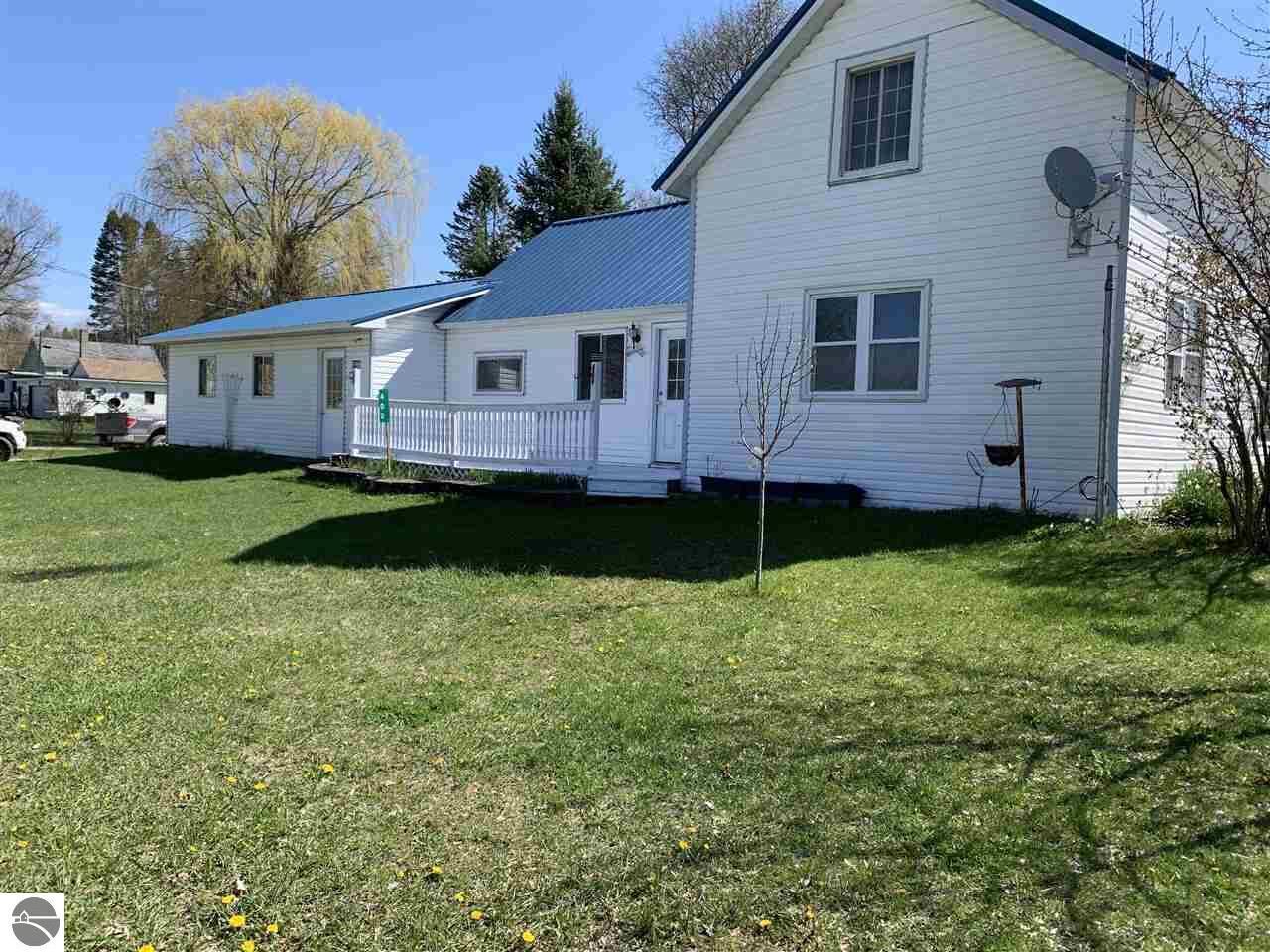 Property Photo:  402 N Carland Street  MI 49665 