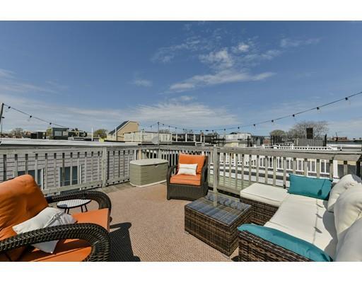 Property Photo:  732 E 6th St 3  MA 02127 