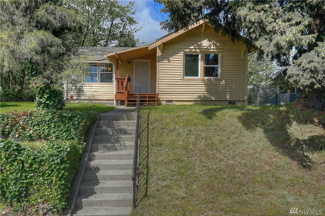 Property Photo:  4718 S Cushman Ave  WA 98408 