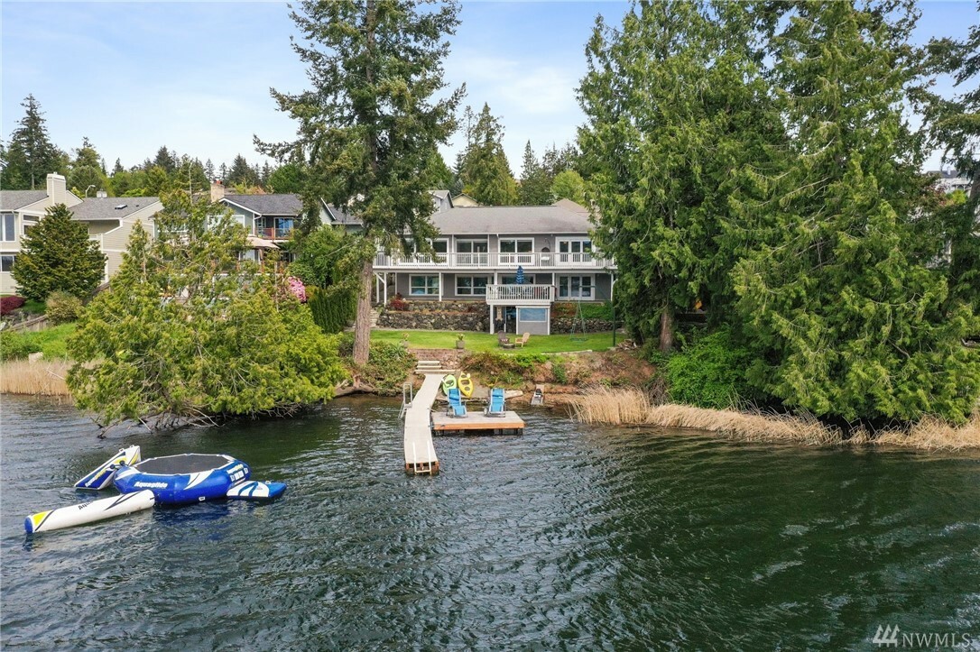 Property Photo: 6048 Osprey Cir WA 98312