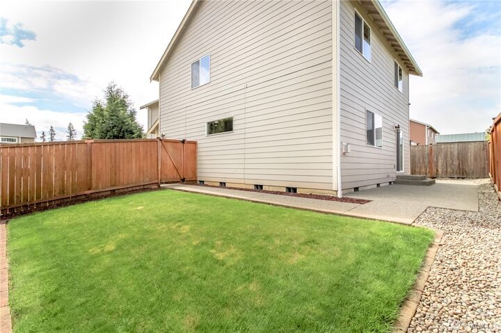 Property Photo: 2721 193rd Street Ct E WA 98387
