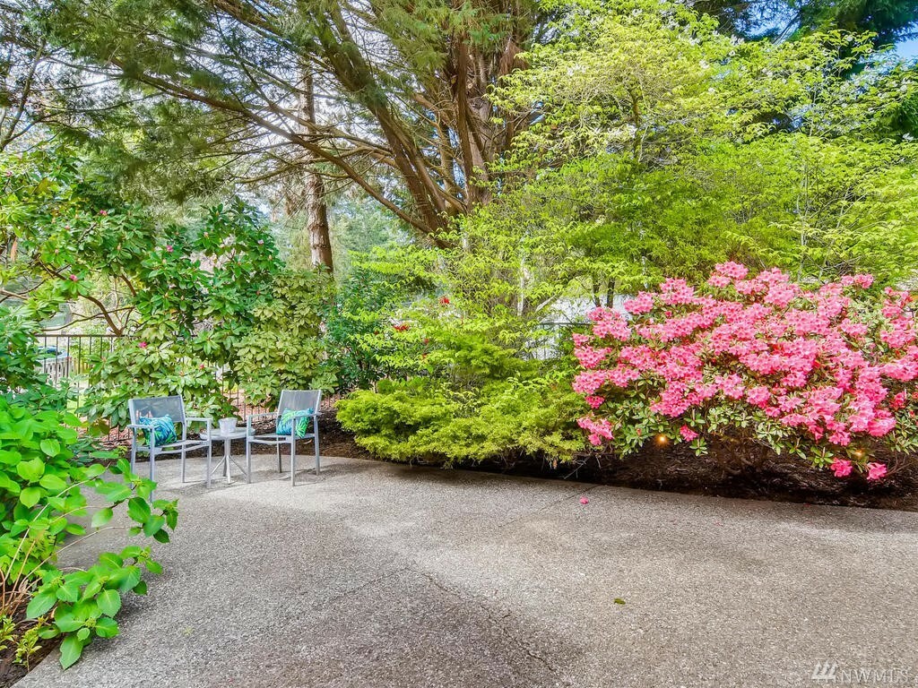 Property Photo: 6115 NE 204th St WA 98028