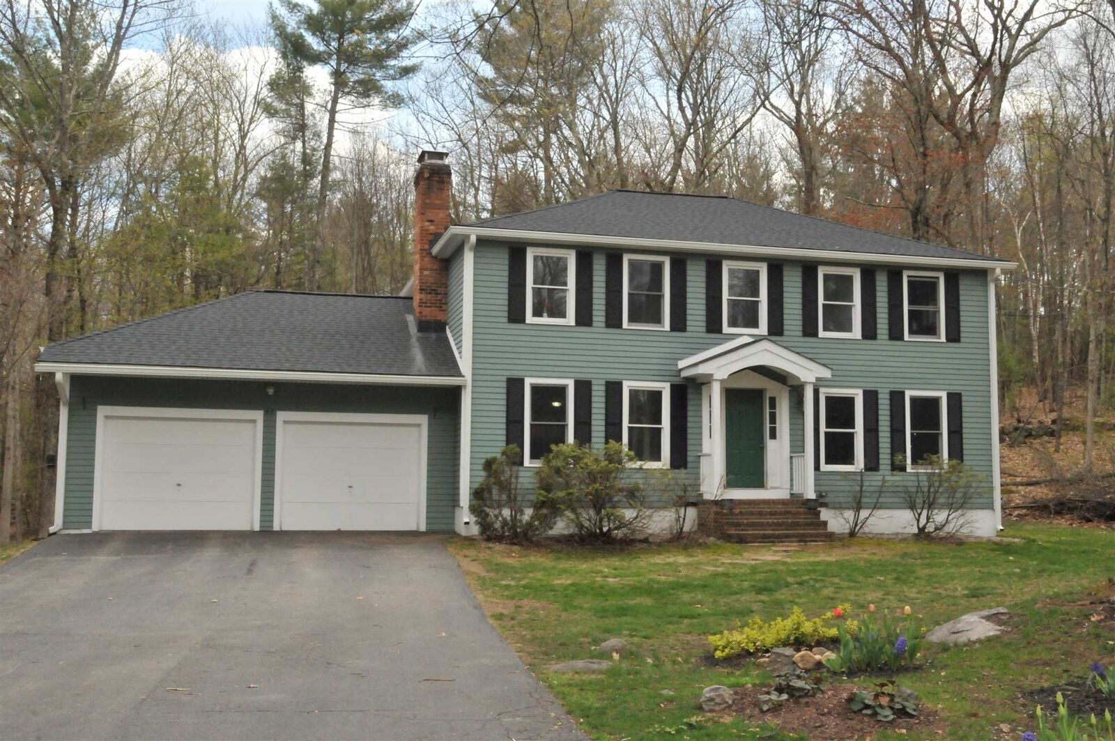 Property Photo: 49 Grey Rock Road NH 03110