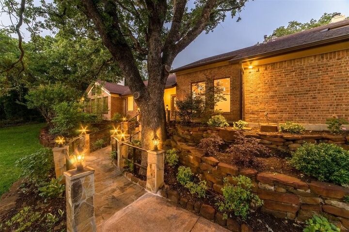 4016 Ridgecrest Drive  Flower Mound TX 75022 photo