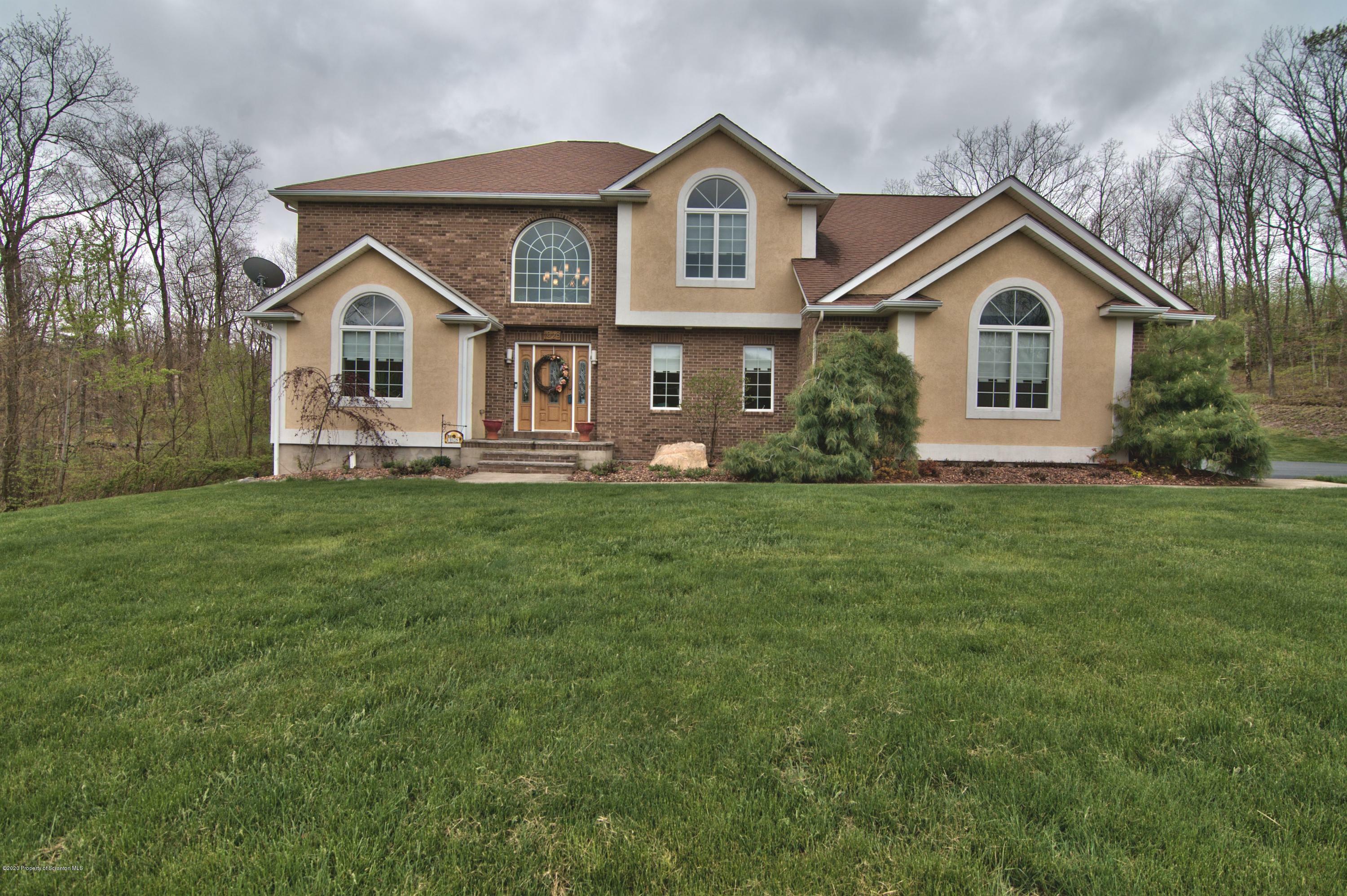 Property Photo:  1028 Scenic Drive  PA 18411 