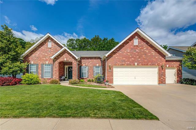Property Photo: 269 Avalon Hills Drive 63026