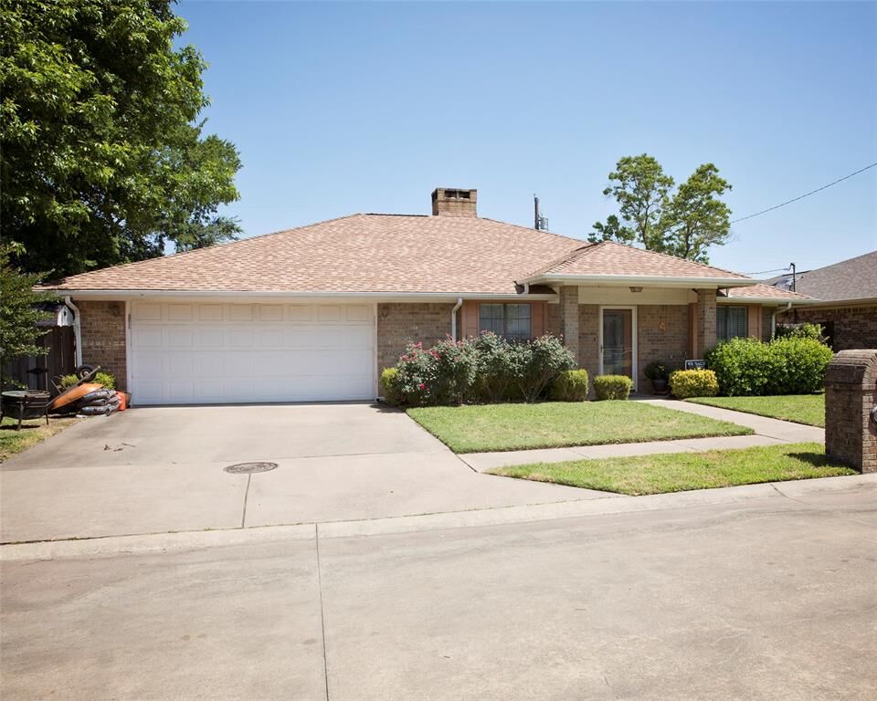 Property Photo:  1912 Ramblewood  TX 75482 