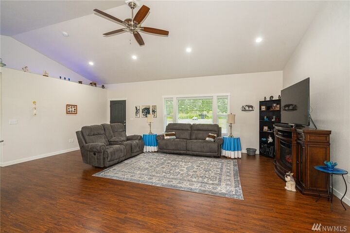 Property Photo:  17704  Crowder Road SE  WA 98589 