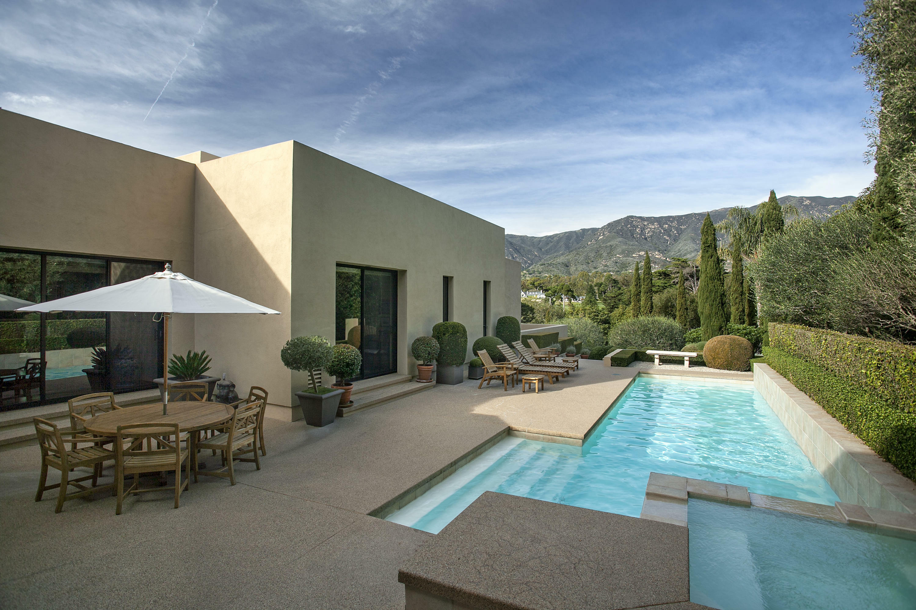 Property Photo: 1936 Jelinda Drive CA 93108