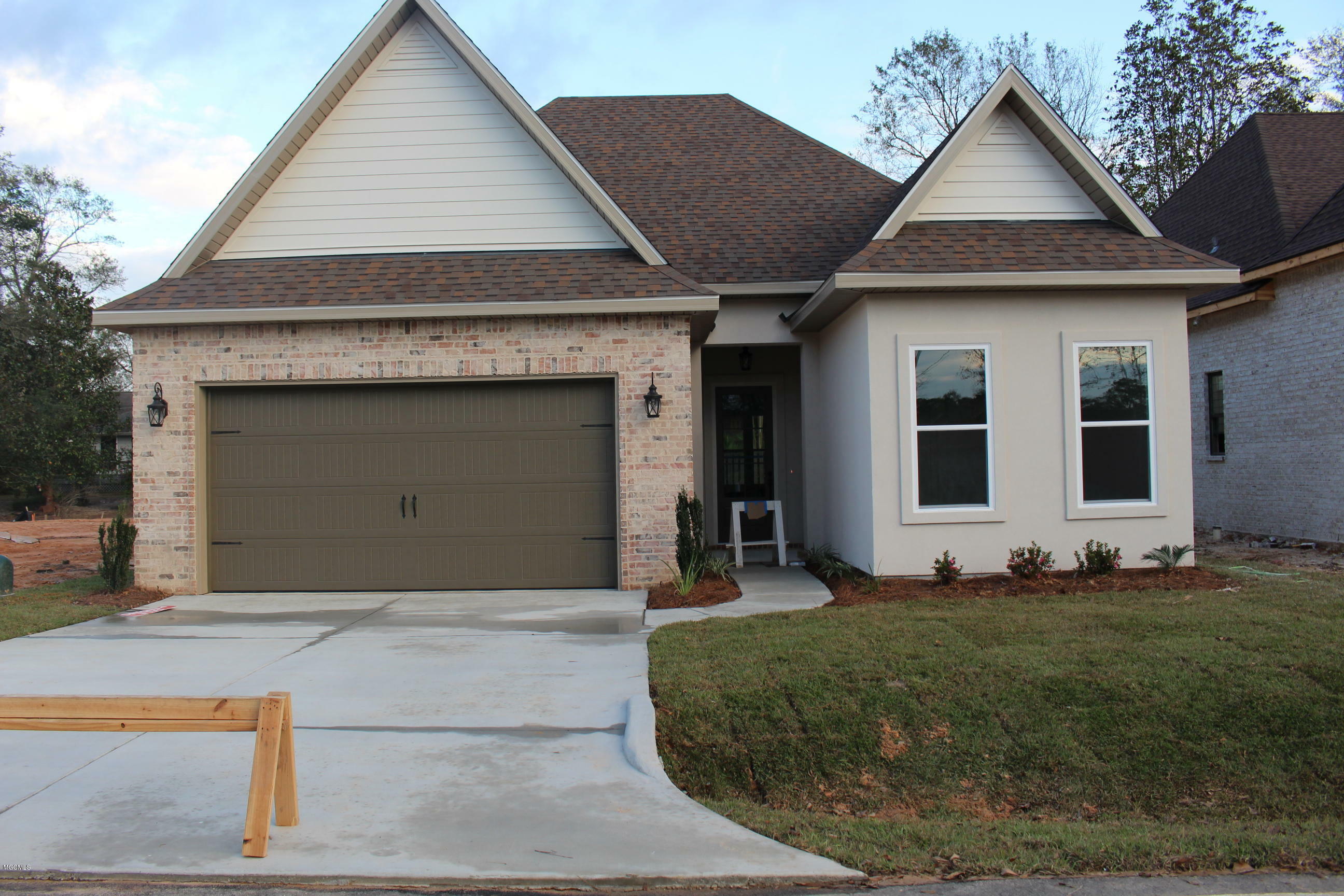 Property Photo:  87013 Beaux Vue Court  MS 39525 