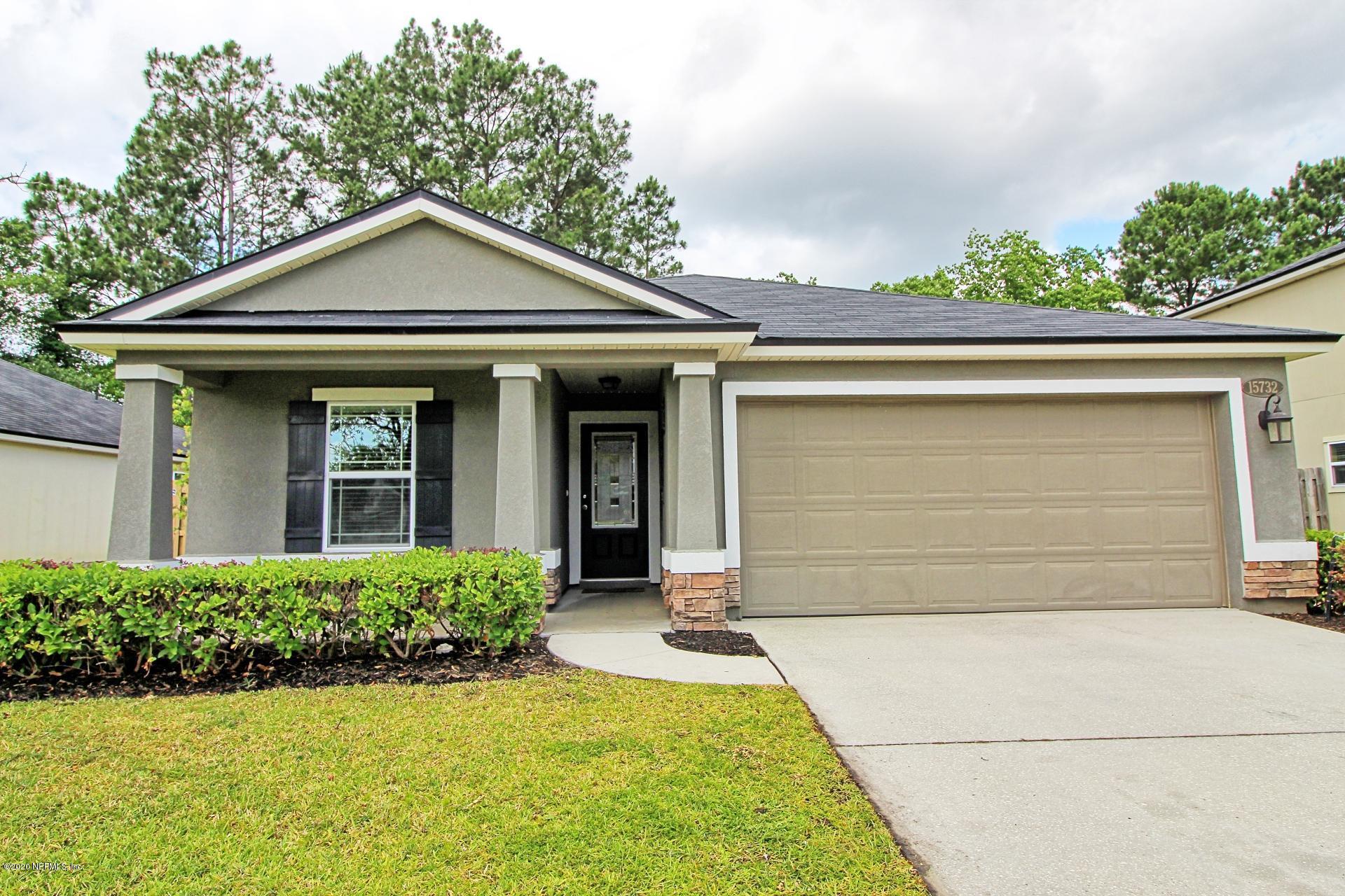 Property Photo:  15732 Canoe Creek Drive  FL 32218 