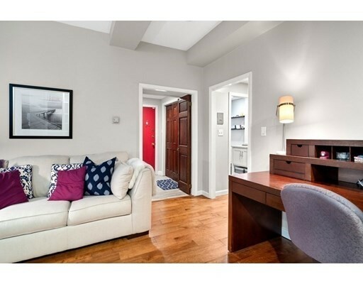 Property Photo:  40 Saint Botolph St B2  MA 02116 