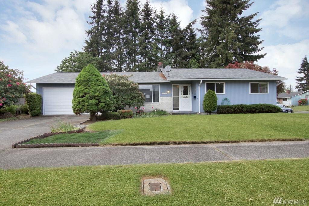 Property Photo:  5728 N 12th St  WA 98406 