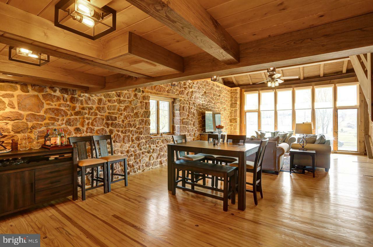 Property Photo: 1242 Geigertown Road PA 19508