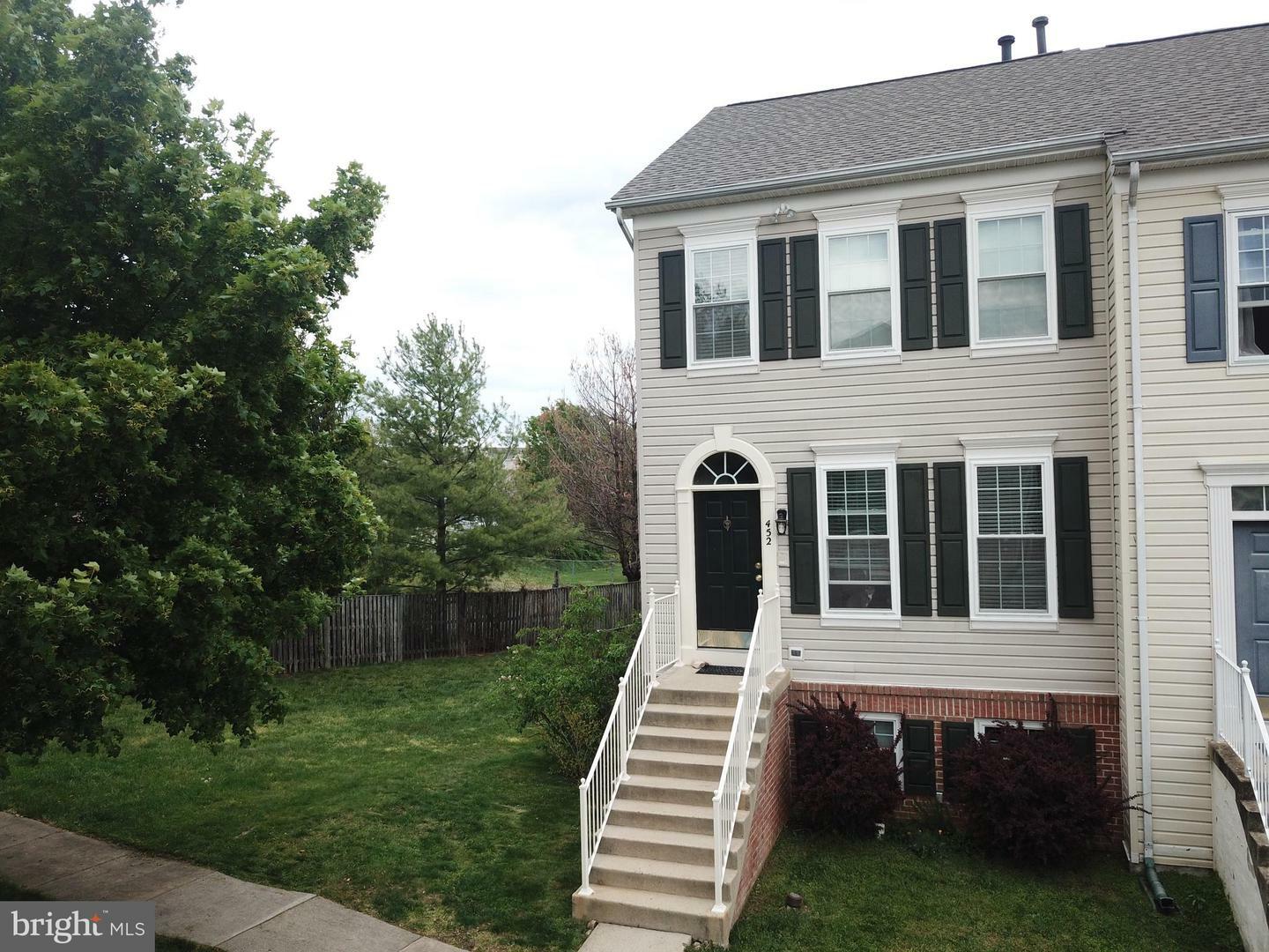 Property Photo: 452 Andromeda Terrace NE VA 20176