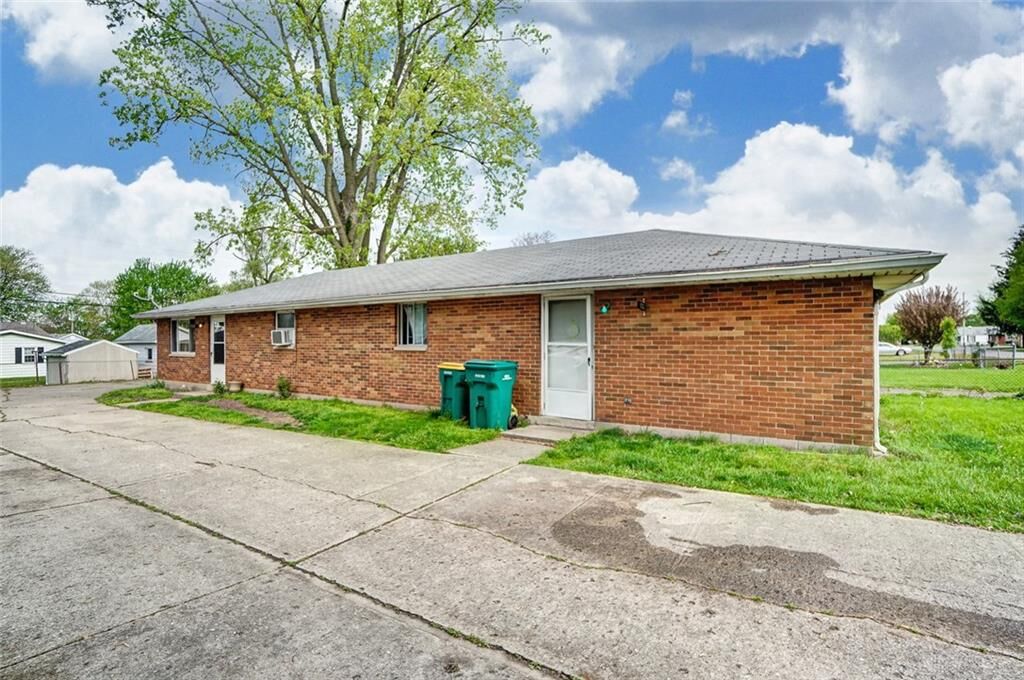 Property Photo: 1733 Montgomery Avenue 1735 OH 45324