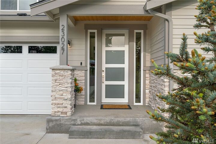 Property Photo: 23027 25th Ave W WA 98036