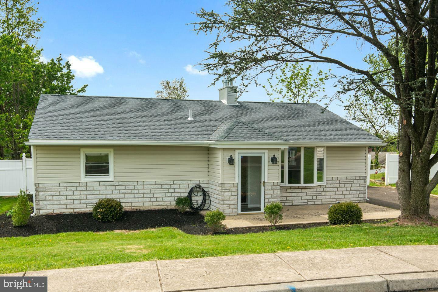 Property Photo:  356 Chelsea Place  PA 19030 