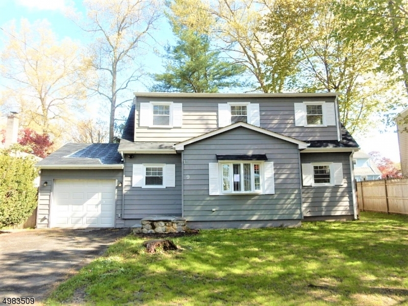 Property Photo: 9 Wildwood Rd NJ 07874