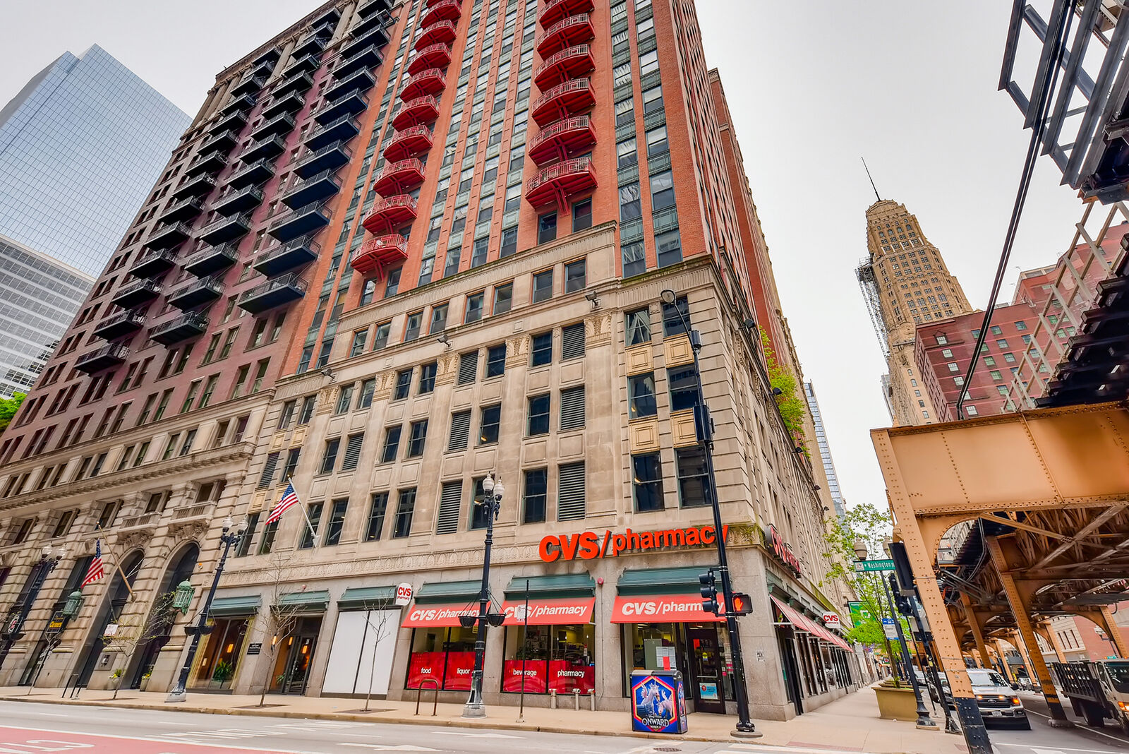 Property Photo: 208 W Washington Street 2101 IL 60606