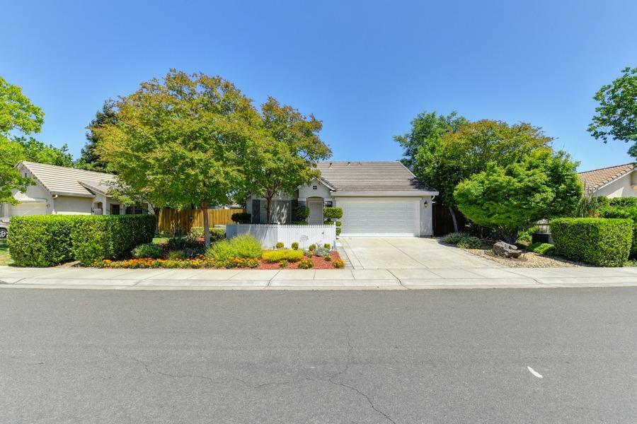 Property Photo:  4006 Saintsbury Drive  CA 95834 