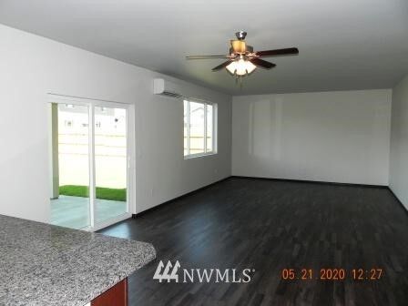 Property Photo:  2317 N Sunnyview Lane  WA 98926 