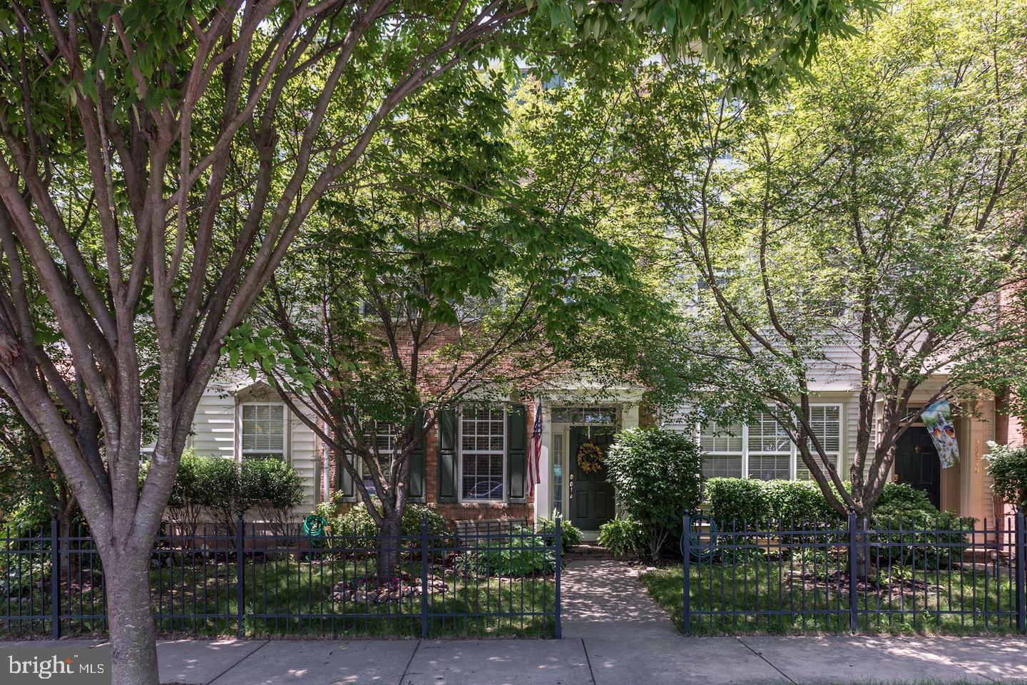 Property Photo: 20381 Tholen Street VA 20147