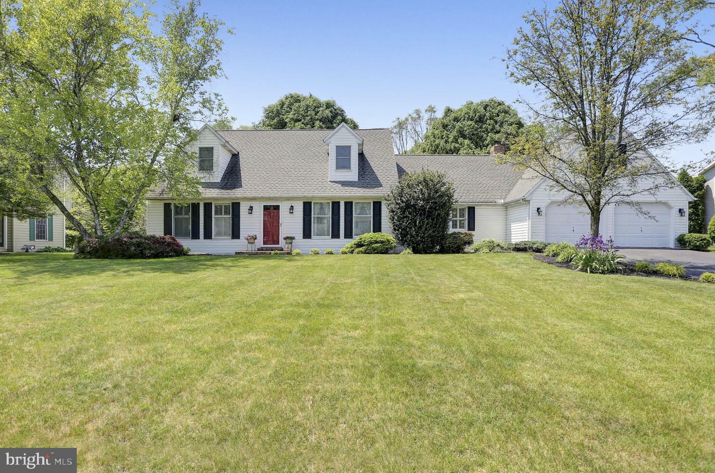 Property Photo:  104 Stonehedge Drive  PA 17015 