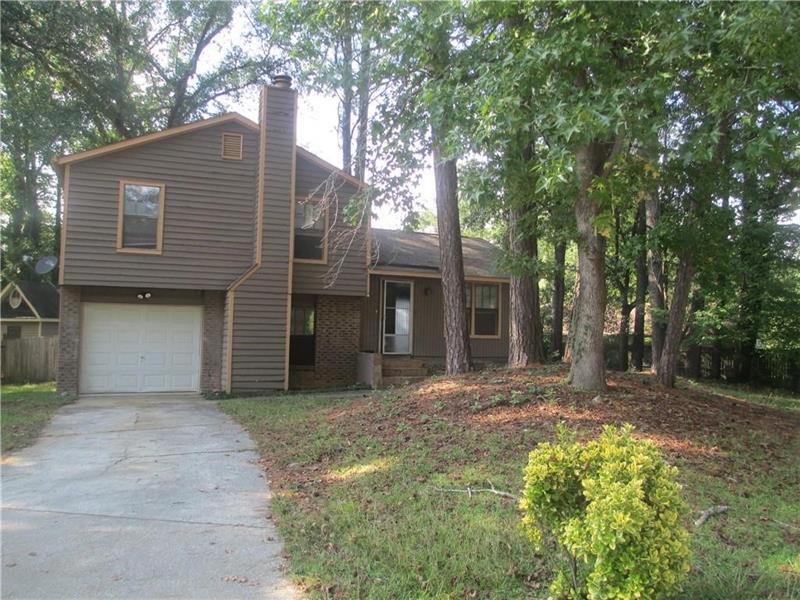 Property Photo: 1550 Birch Log Place GA 30168