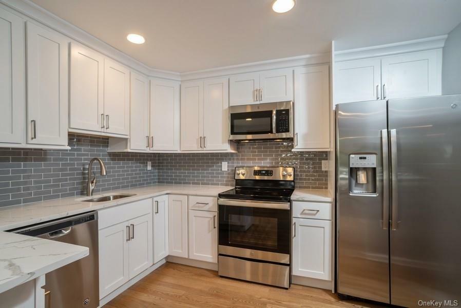 643 Sierra Vista Lane  Valley Cottage NY 10989 photo