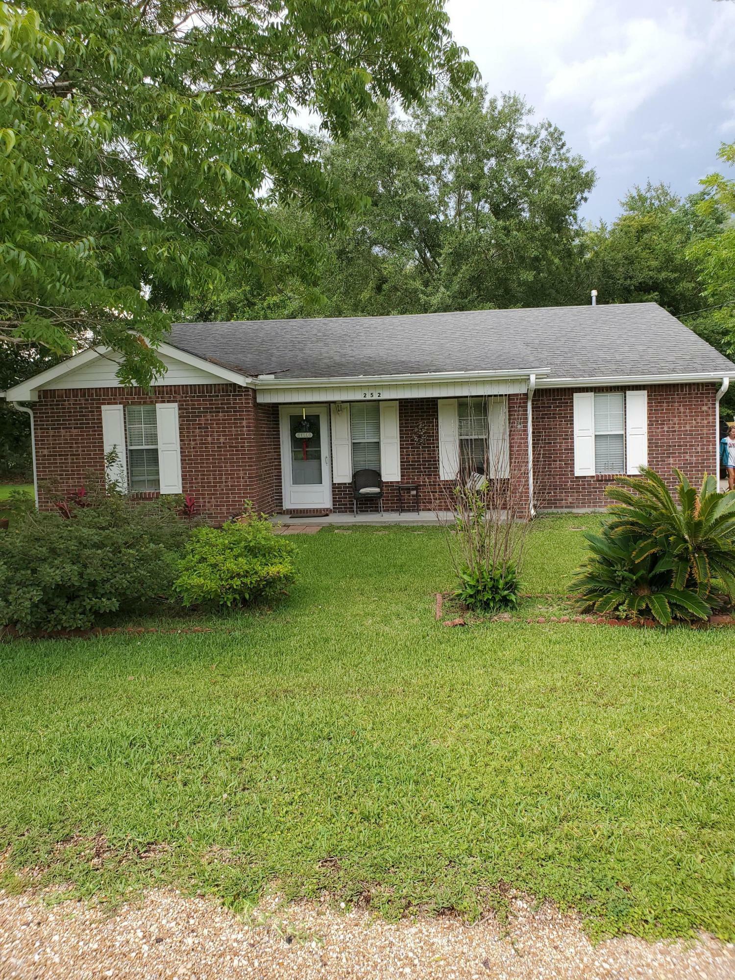 Property Photo:  252 Reed Avenue  MS 39560 