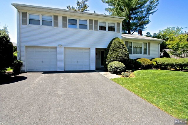 Property Photo:  13-62 Finn Terrace  NJ 07410 