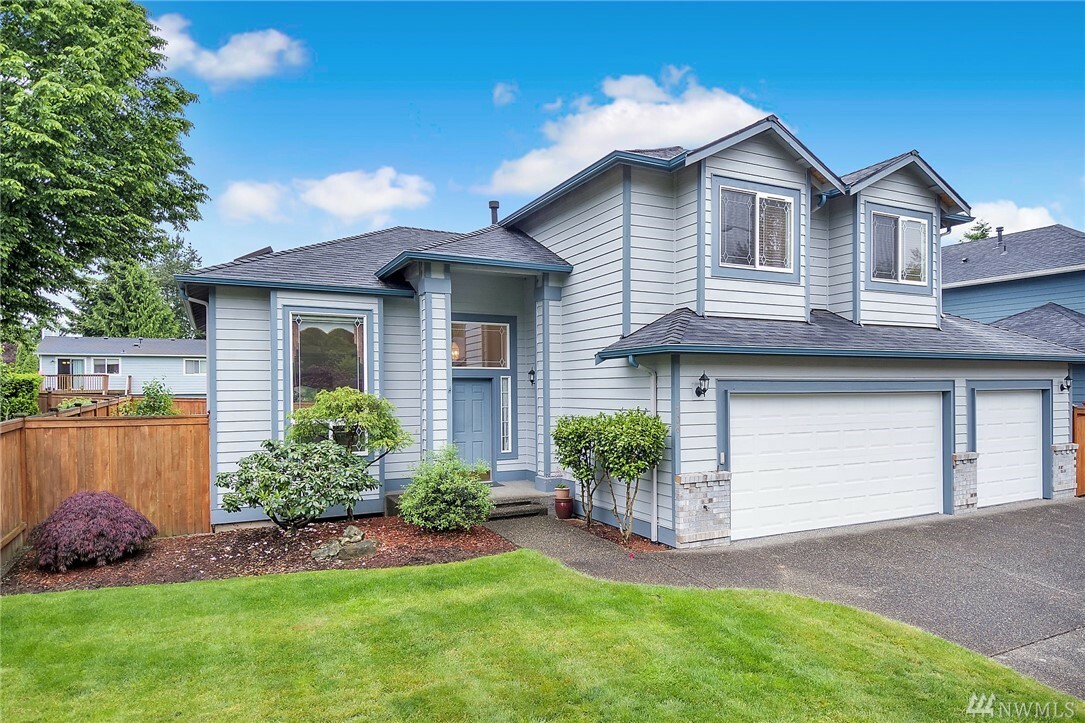 Property Photo:  706 203rd St SE  WA 98012 