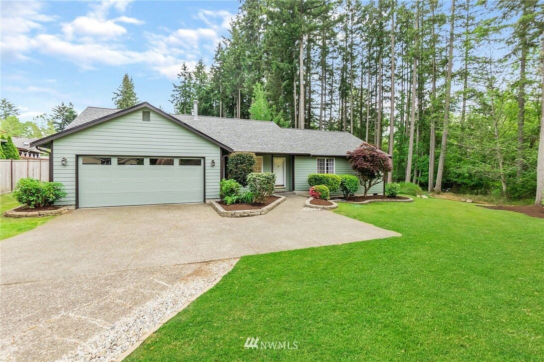 Property Photo:  7609  37th Ct  SE  WA 98503 