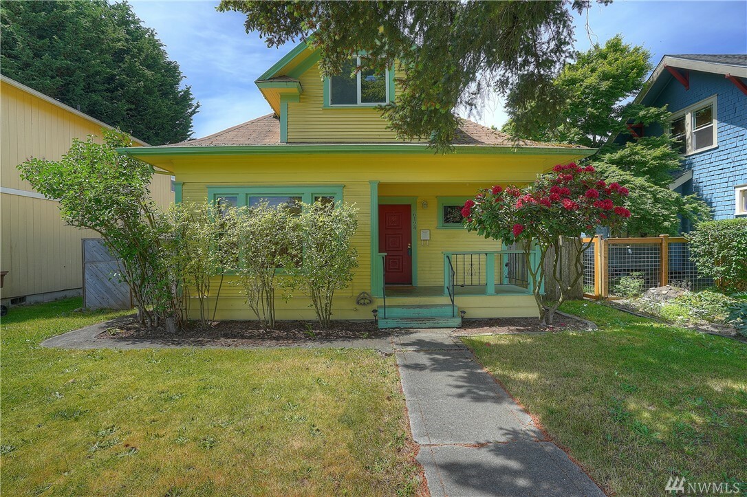 Property Photo:  6124 S G St  WA 98408 