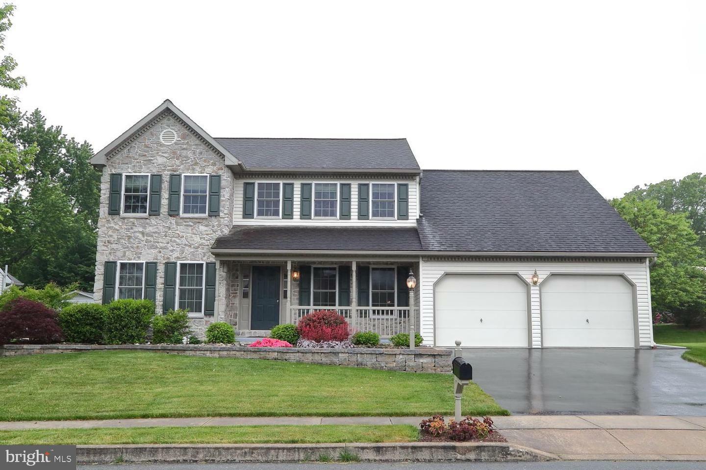 Property Photo: 691 Florin Avenue PA 17552