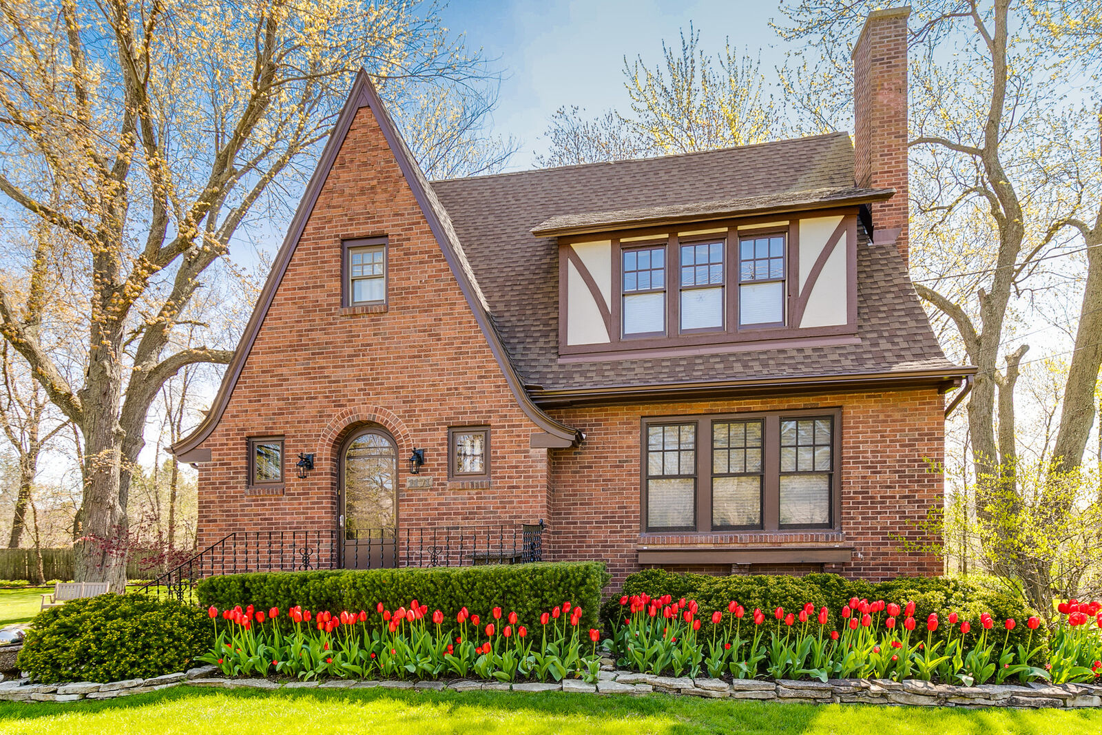 Property Photo:  1171 Telegraph Road  IL 60045 