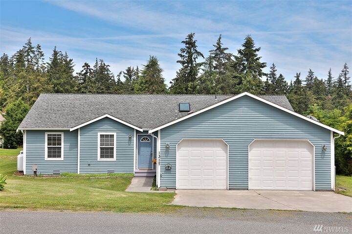 Property Photo: 1317 Backswing Lane WA 98249